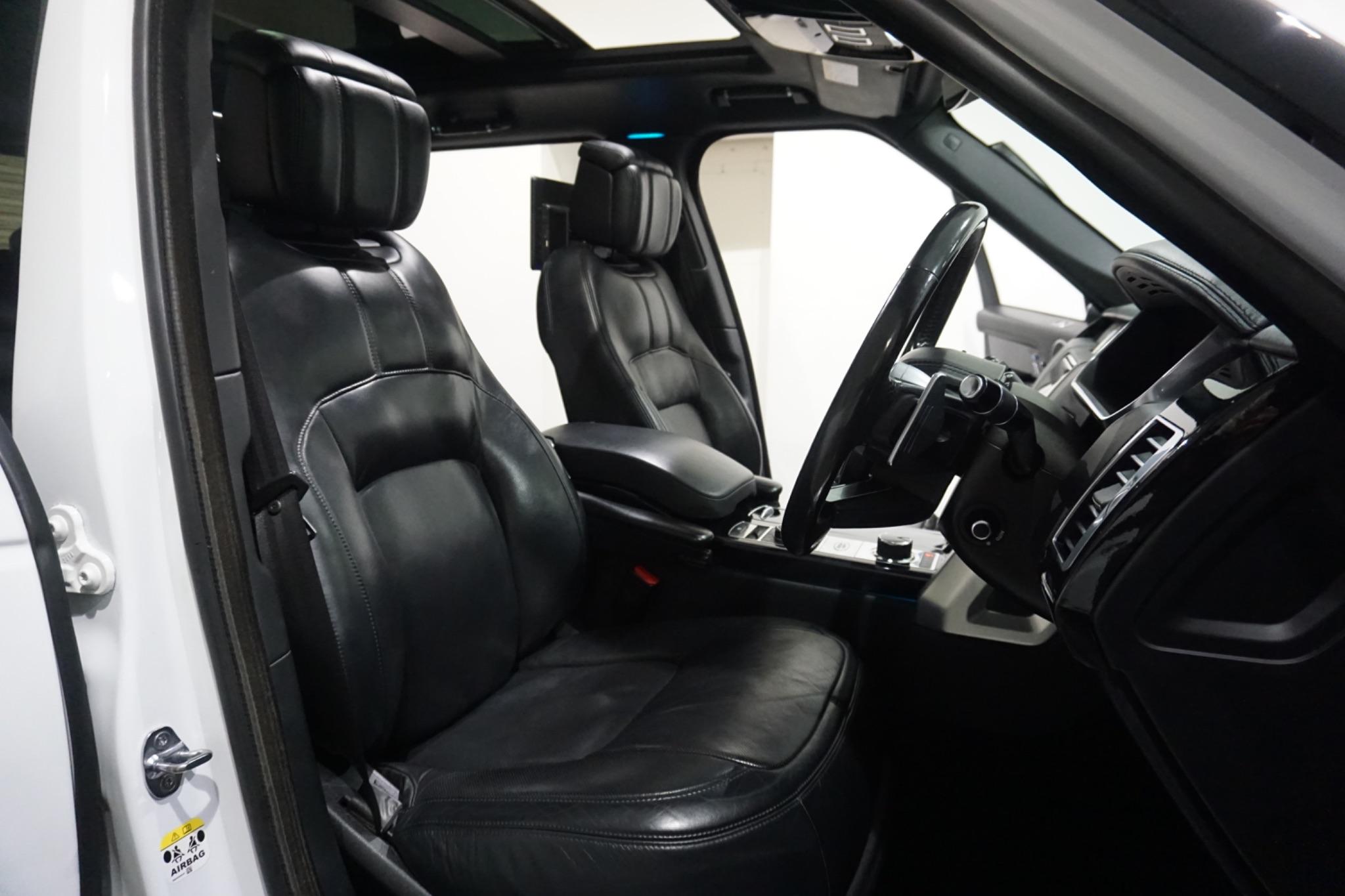 Land Rover Range Rover 4.4 SD V8 Autobiography Auto 4WD Euro 6 (s/s) 5dr